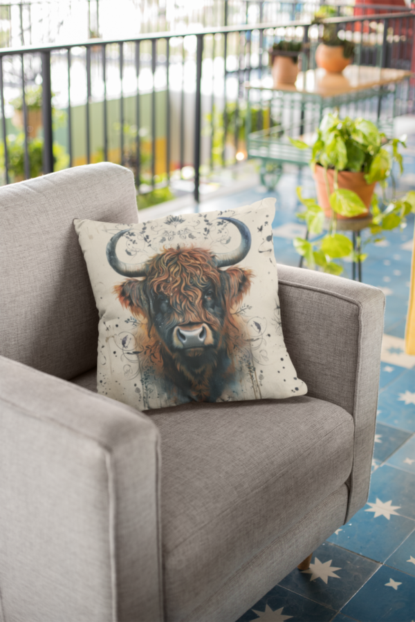 Highland Cow Pillow, Highland Cow Gift, Living room Decor, Western Pillow, Cow Pillow, Square Pillow, Highland Cow decor - Image 6